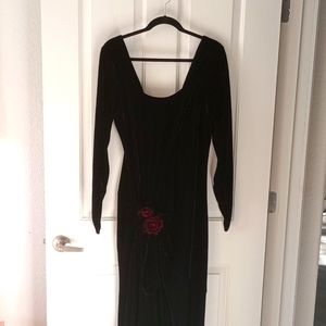 PYRAMID COLLECTION RENAISSANCE ELEGANT BLACK VELVET MAXI DRESS SZ L